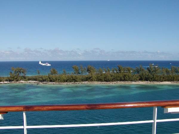 600x450 pixels (41K)