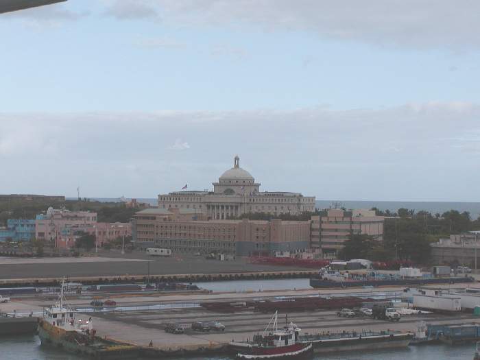 700x525 pixels (40K)