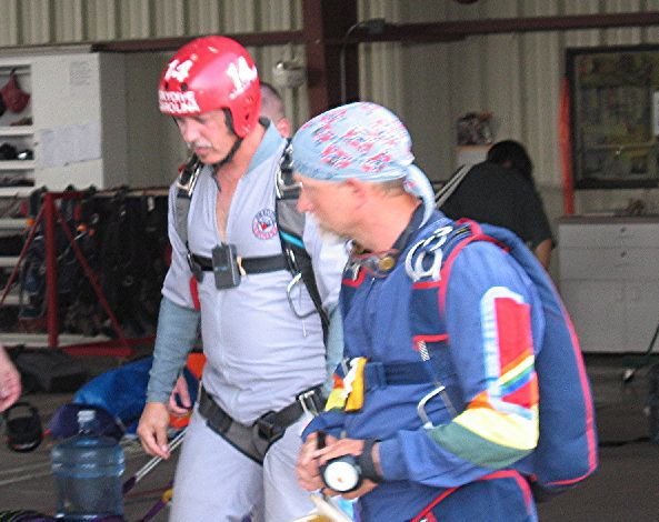 593x470 pixels (57K)